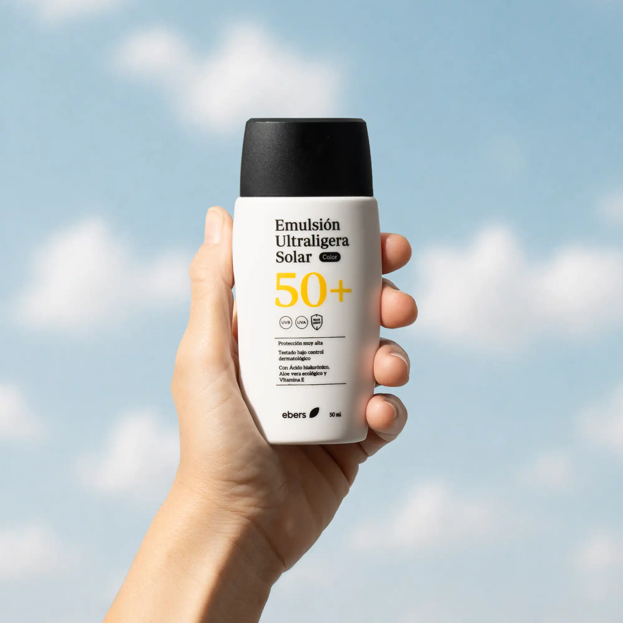 Protector Solar Facial SPF 50+ con color